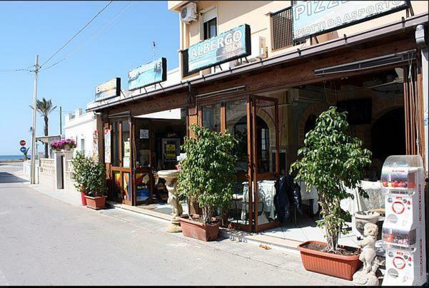 L' Isola Della Fanciulla Hotel Salve Exterior photo